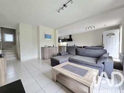 Maison - 94 m² - 4 pièces