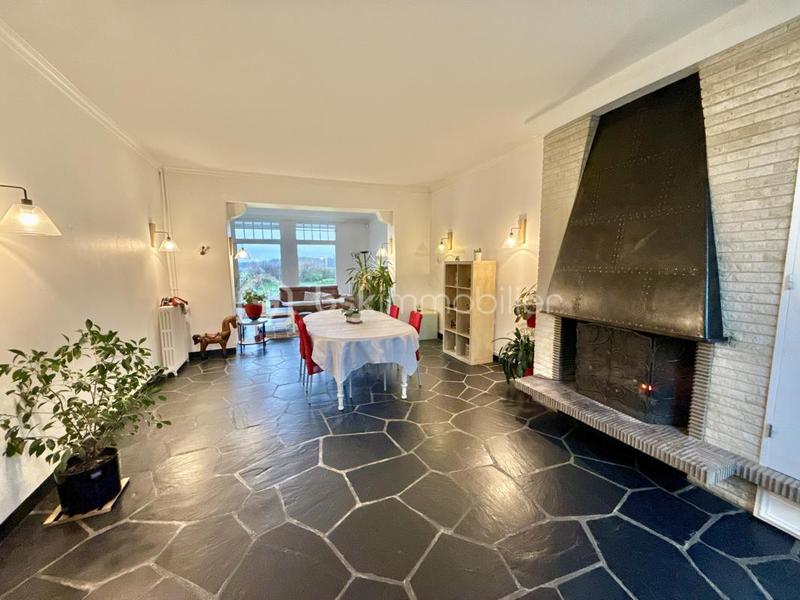 Maison - 175 m² - 6 pièces