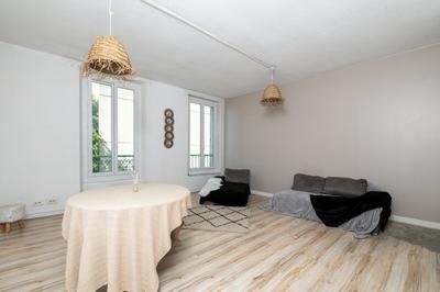 Appartement - 87 m² - 3 pièces