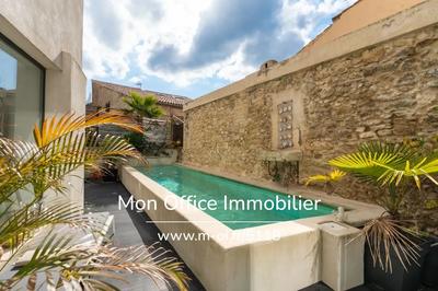 Maison de village - 280 m² - 4 pièces