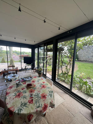 Maison - 310 m² - 10 pièces