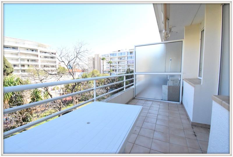 Studio - 19 m² - 1 pièce