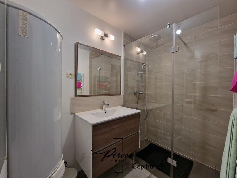 Immeuble - 162 m² - 8 pièces