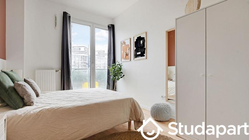 Chambre - 9 m² - 1 pièce
