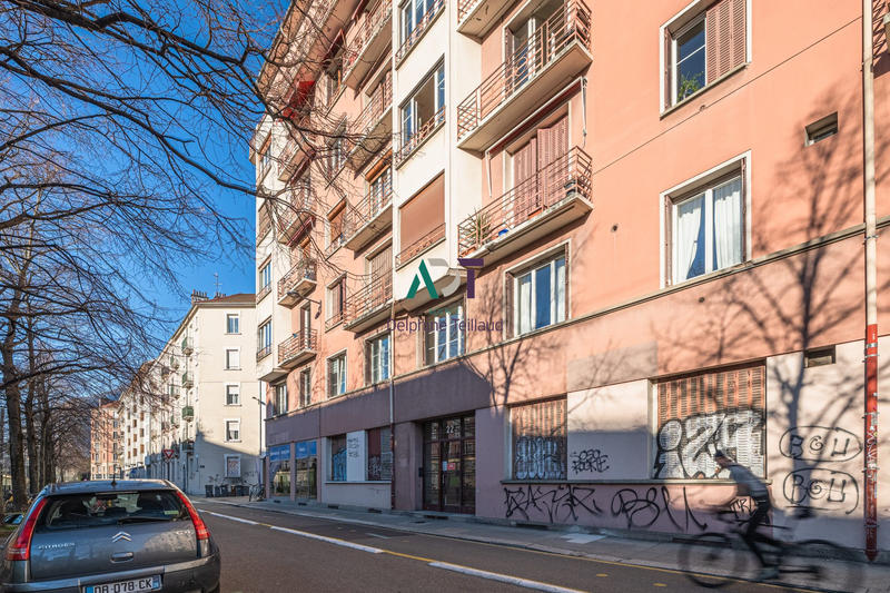 Appartement - 75 m² - 3 pièces