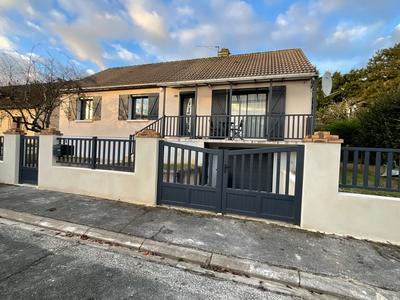 Maison - 88 m² - 4 pièces