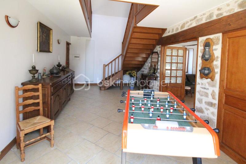 Maison en pierre - 225 m² - 6 pièces