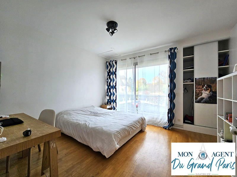 Maison d'architecte - 220 m² - 8 pièces