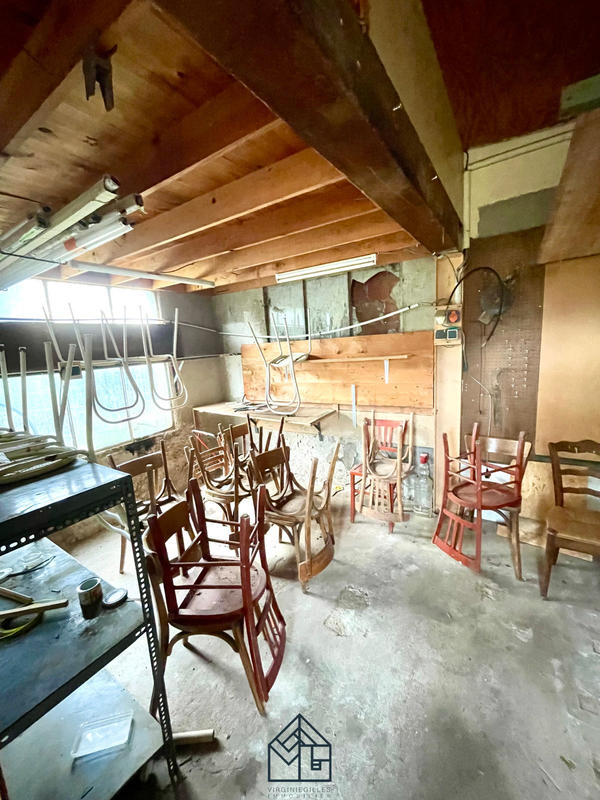 Maison - 185 m² - 7 pièces