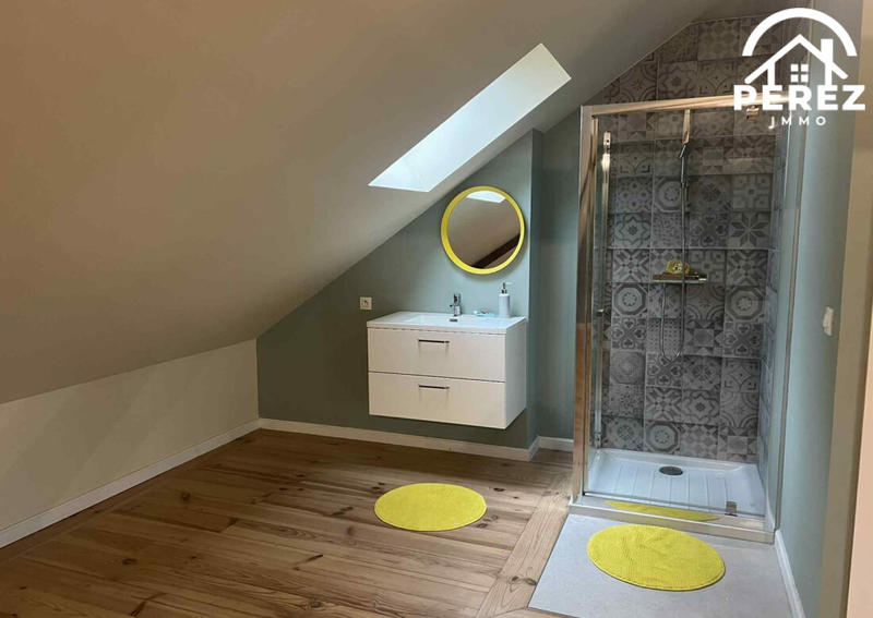 Maison - 193 m² - 6 pièces