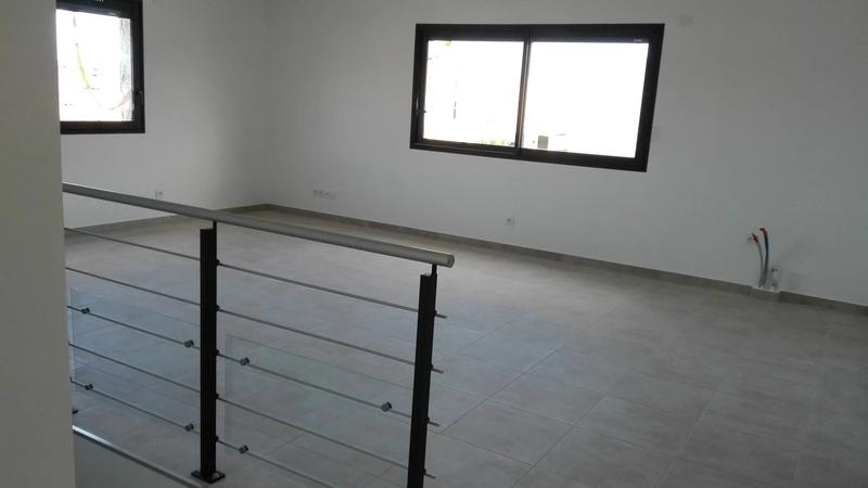 Maison - 274 m² - 12 pièces