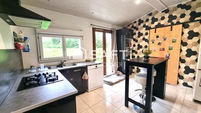 Maison - 96 m² - 4 pièces