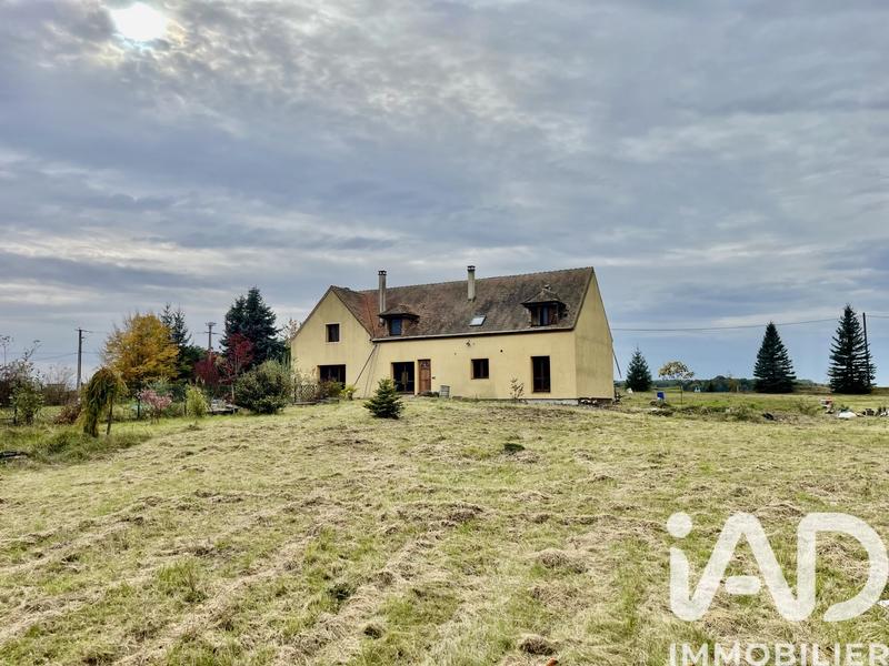 Maison - 221 m² - 11 pièces