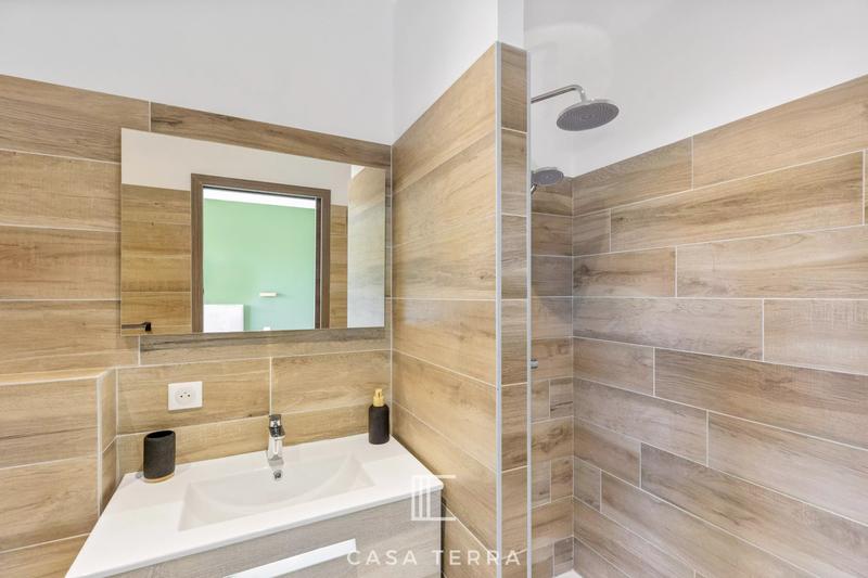 Villa - 206 m² - 7 pièces