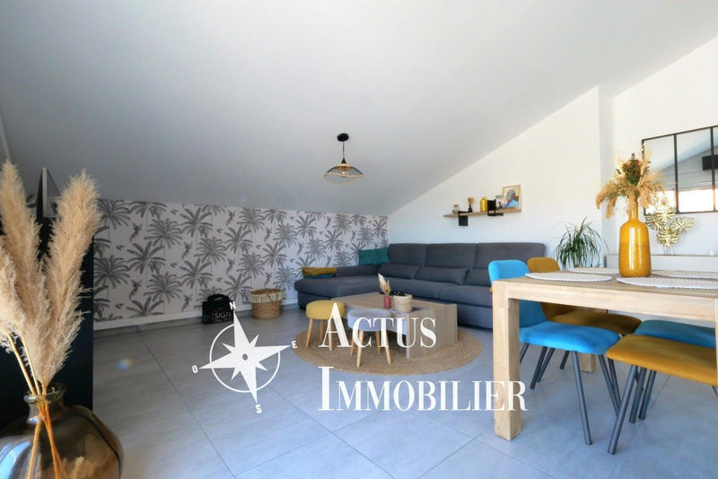 Appartement - 102 m² - 4 pièces