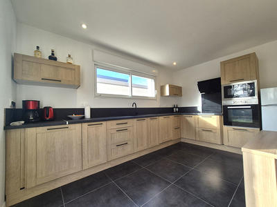 Maison - 103 m² - 4 pièces