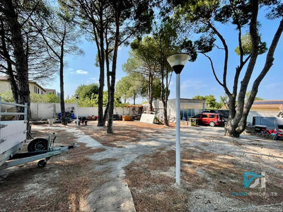Villa - 215 m² - 8 pièces