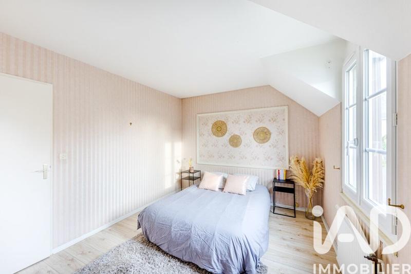 Maison - 103 m² - 5 pièces