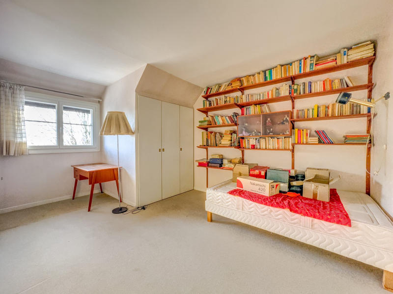 Maison - 230 m² - 9 pièces