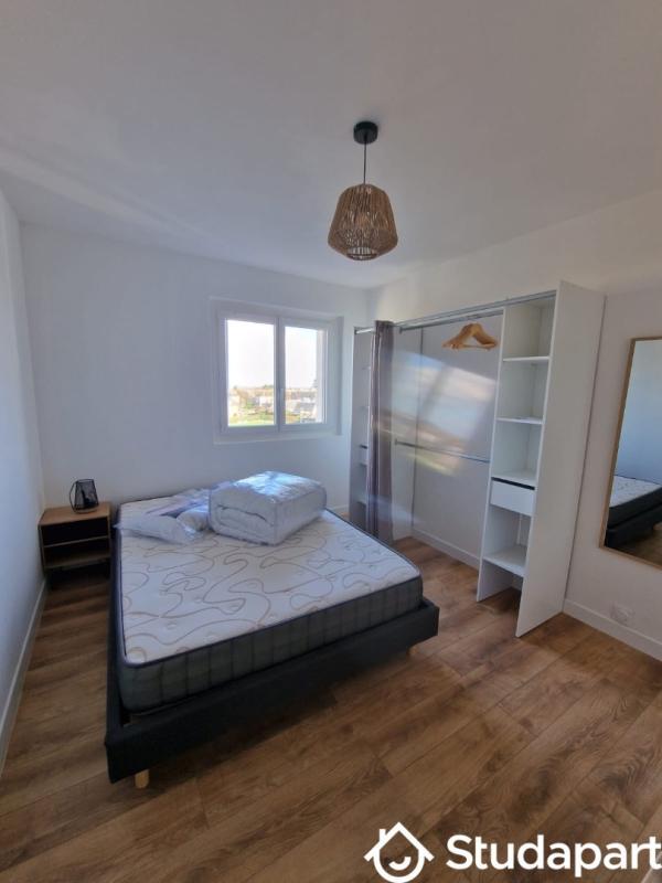 Chambre - 10 m² - 1 pièce