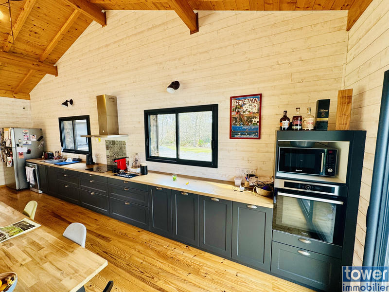 Maison - 152 m² - 5 pièces