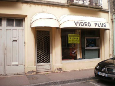 Local commercial - 101 m²