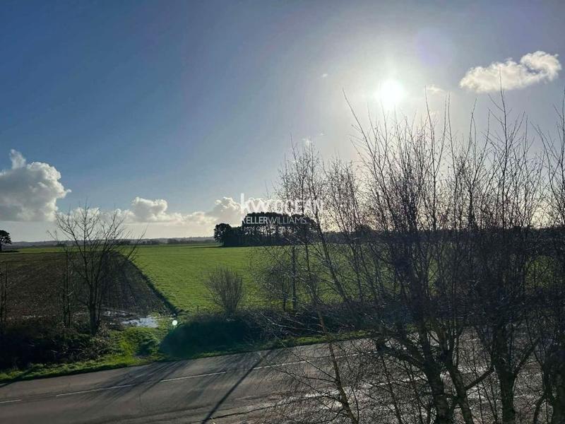 Maison - 183 m² - 7 pièces