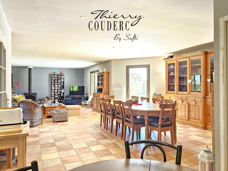 Maison - 145 m² - 5 pièces