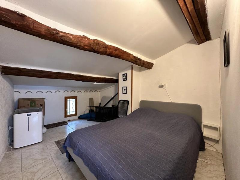 Maison traditionnelle - 75 m² - 4 pièces