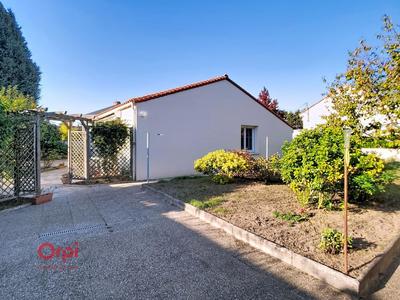 Maison - 96 m² - 4 pièces