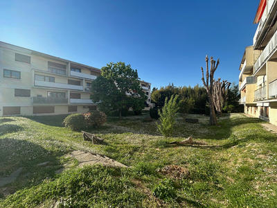 Appartement - 81 m² - 4 pièces