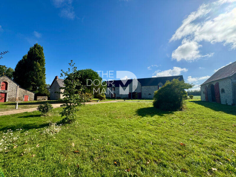 Propriété - 586 m² - 12 pièces