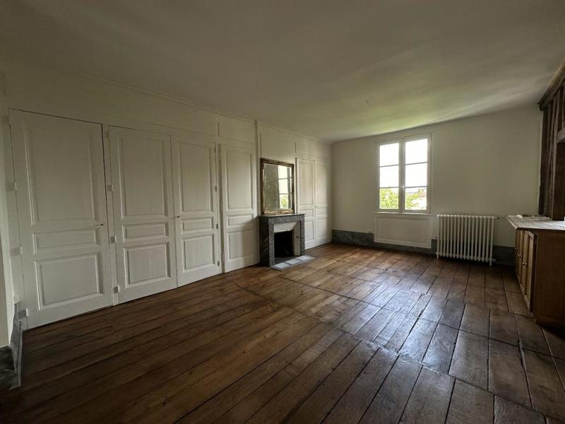 Appartement ancien - 150 m² - 5 pièces