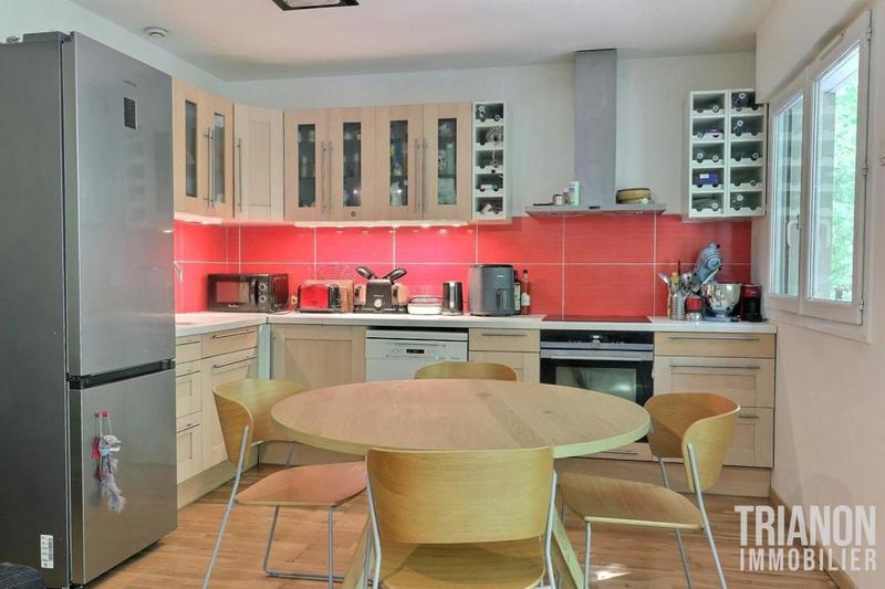 Appartement - 85 m² - 4 pièces