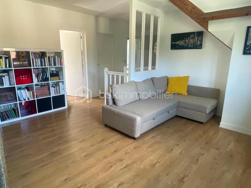 Maison - 187 m² - 7 pièces