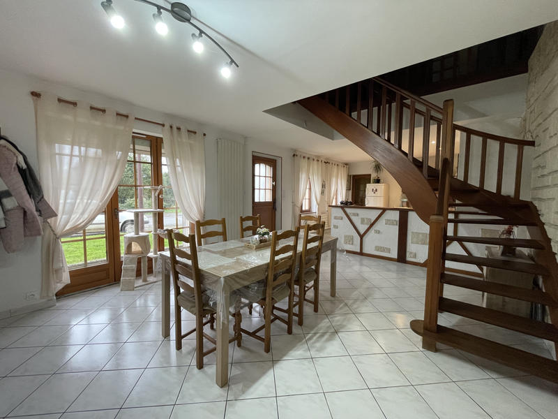 Maison - 126 m² - 5 pièces