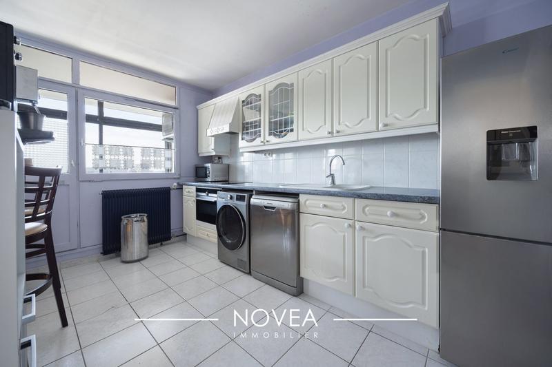 Appartement - 84 m² - 4 pièces