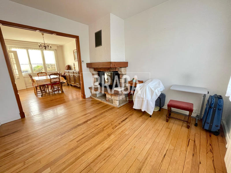 Maison - 90 m² - 5 pièces