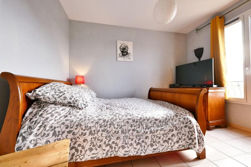 Villa - 111 m² - 4 pièces