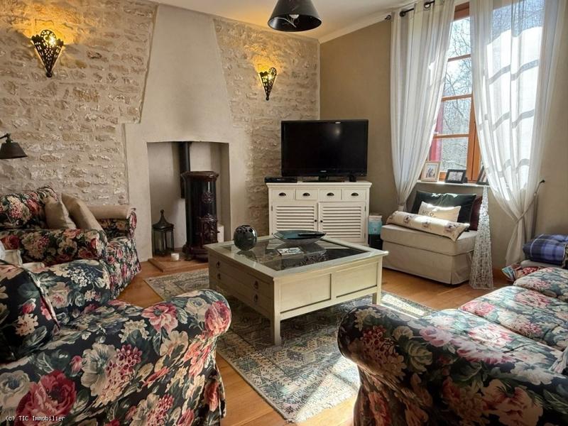 Propriété - 172 m² - 7 pièces