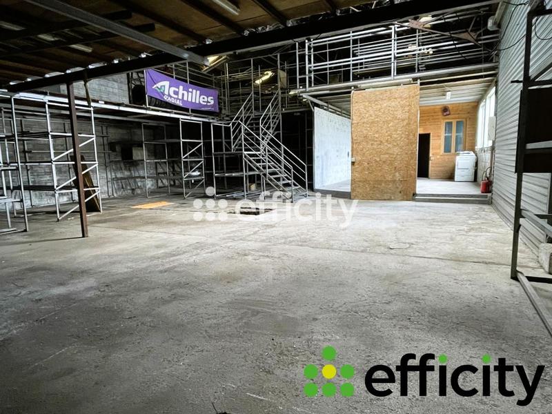 Maison - 179 m² - 5 pièces