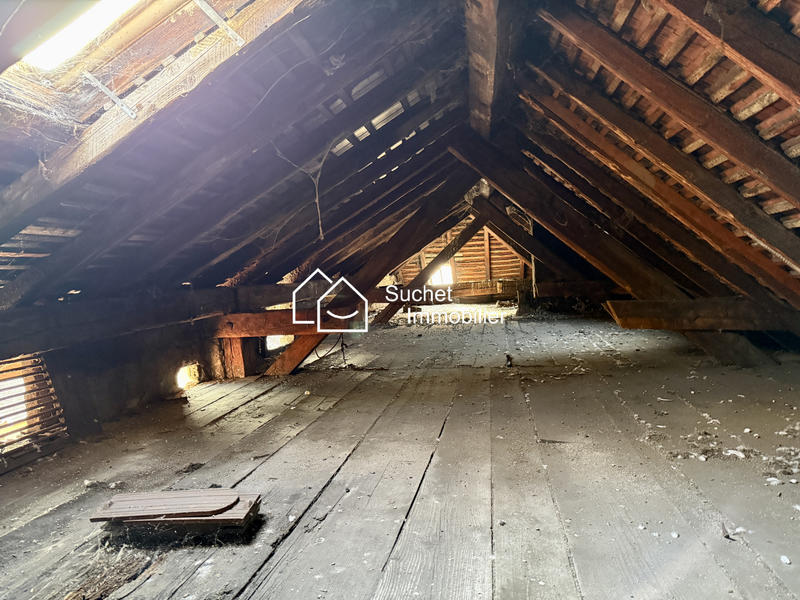 Appartement - 125 m² - 6 pièces