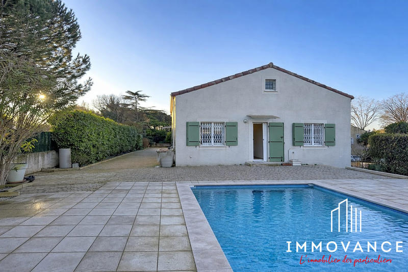 Villa - 200 m² - 6 pièces