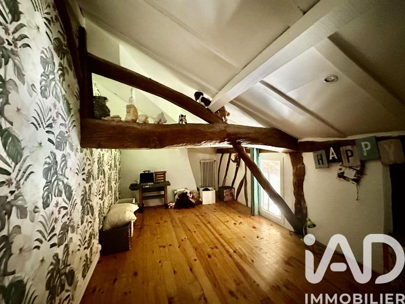 Maison - 142 m² - 6 pièces