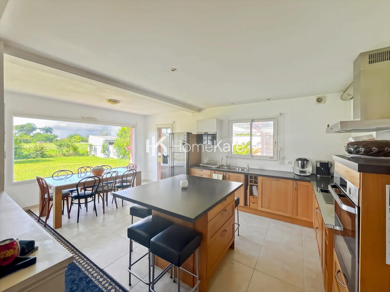 Maison - 130 m² - 5 pièces