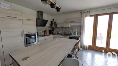 Maison - 99 m² - 6 pièces