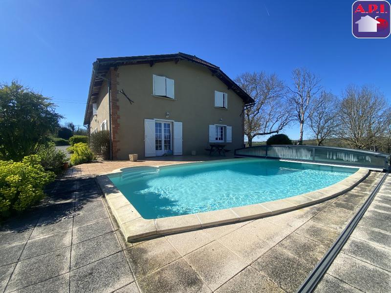 Maison - 183 m² - 6 pièces