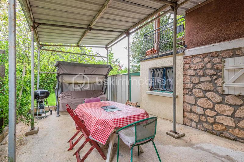 Pavillon - 160 m² - 10 pièces