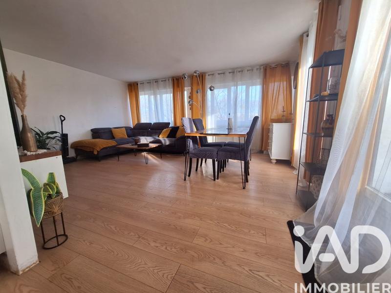 Appartement - 93 m² - 4 pièces
