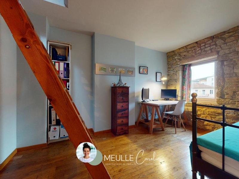 Appartement - 96 m² - 5 pièces